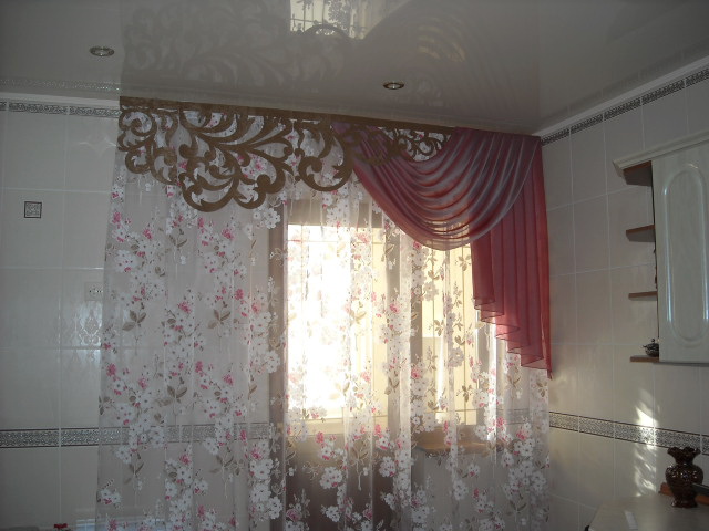 ажурный ламбрекен в кухню